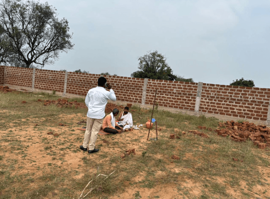 Wadepally Compound Wall